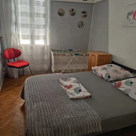 Apartament T2 De 43 M2